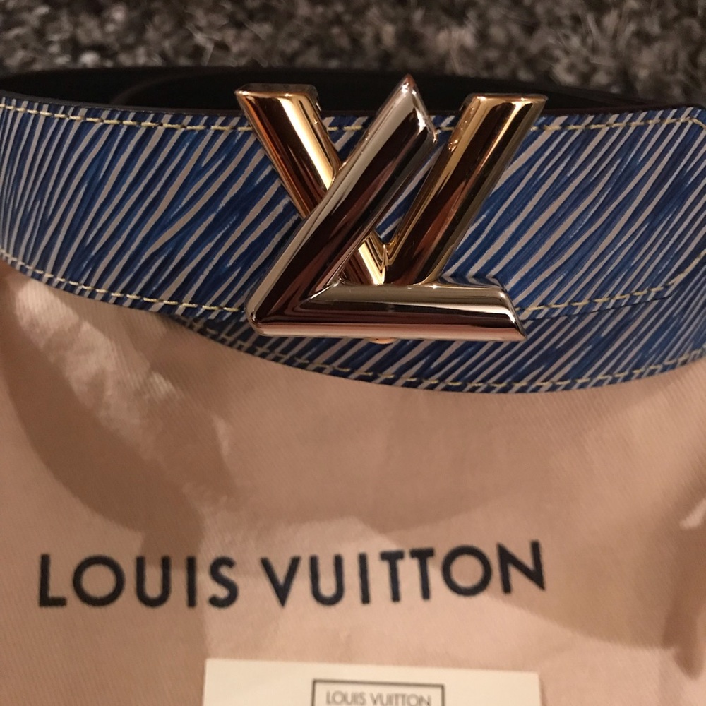 Louis Vuitton LV Initales Epi Leather belt. 30mm
